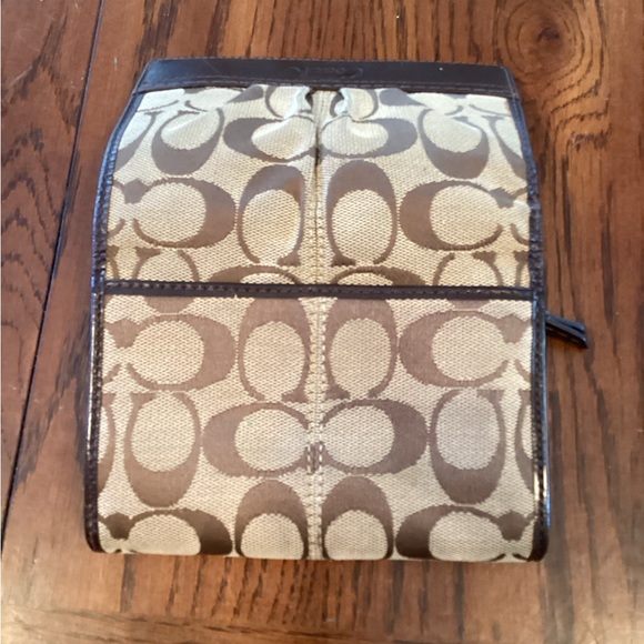 Coach Wallet - Picture 8 of 10